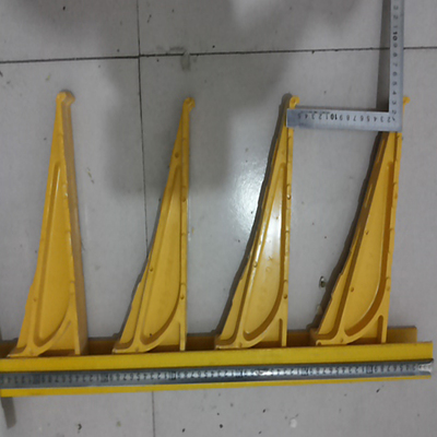 供應哈爾濱玻璃鋼組合式電纜支架等多種產(chǎn)品，聯(lián)系電話13081807766